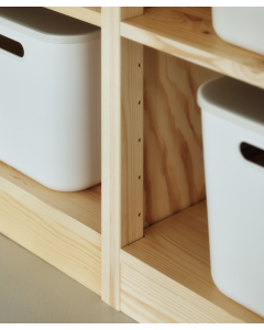 Shelf lips
