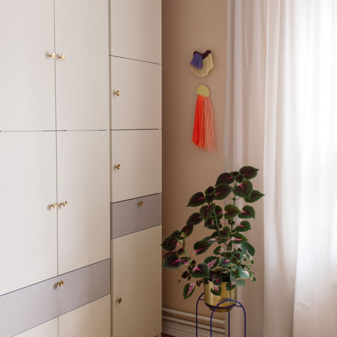 Lundia Soihtu lattiavalaisin hiekan s&auml;vy
